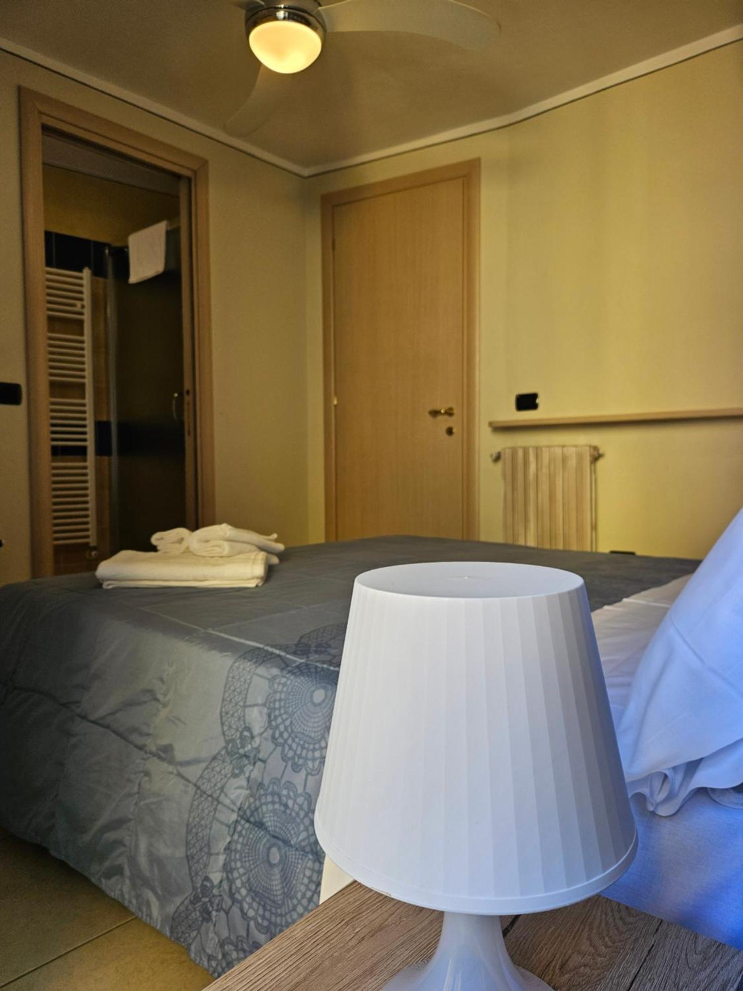 Fiore Rosso Stresa Kültér fotó